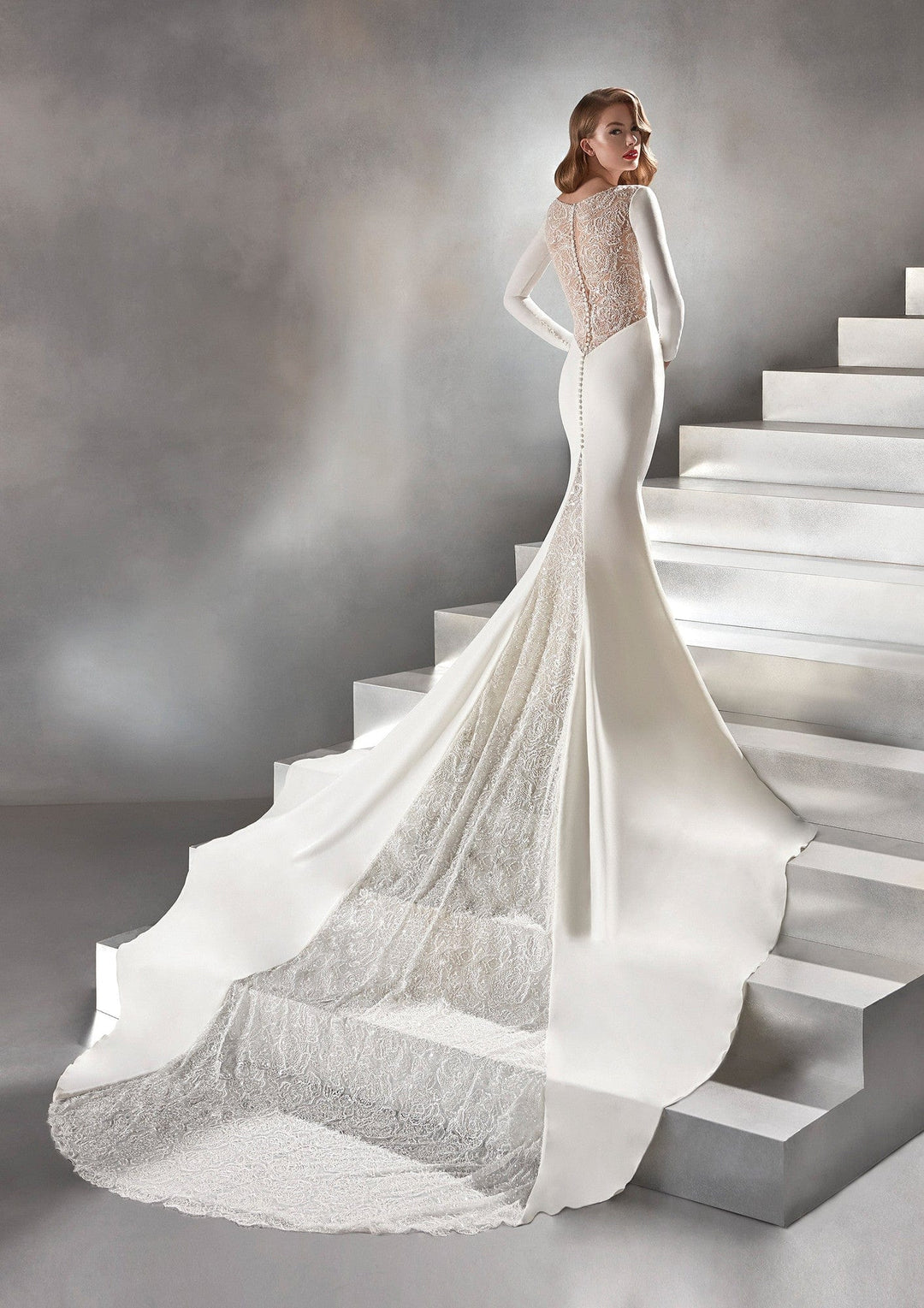 Atelier Pronovias Caceres - Size 10
