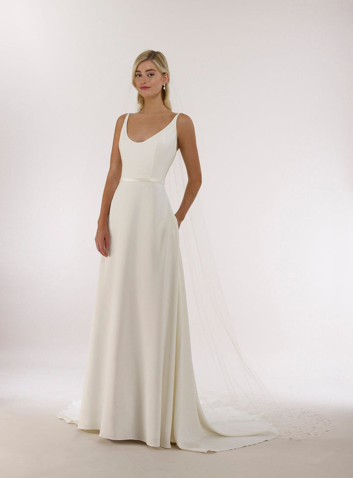 Robert Bullock Hallie - Size 12