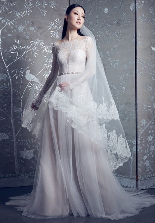 Legends by Romona Keveza L2025 - Size 12