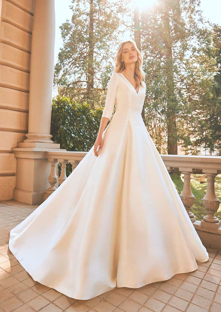 St. Patrick Clandon - Size 14