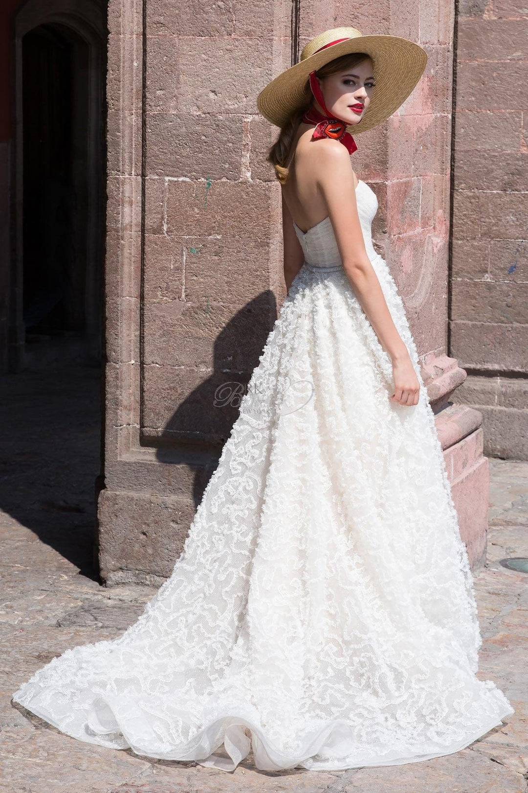 Watters Caerwyn - Size 8