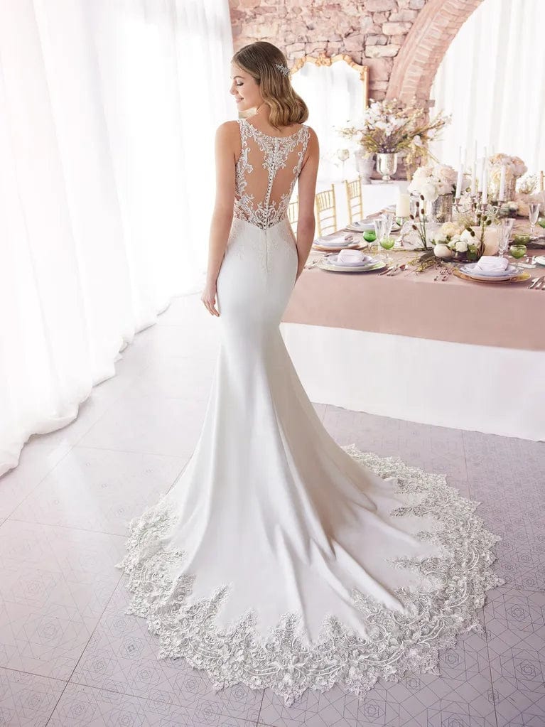 White One Bogoh - Size 14