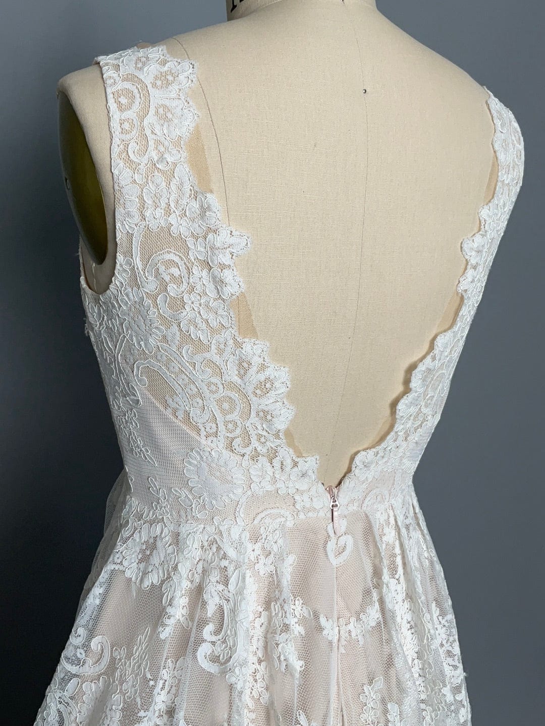 Legends by Romona Keveza L2024 - Size 12