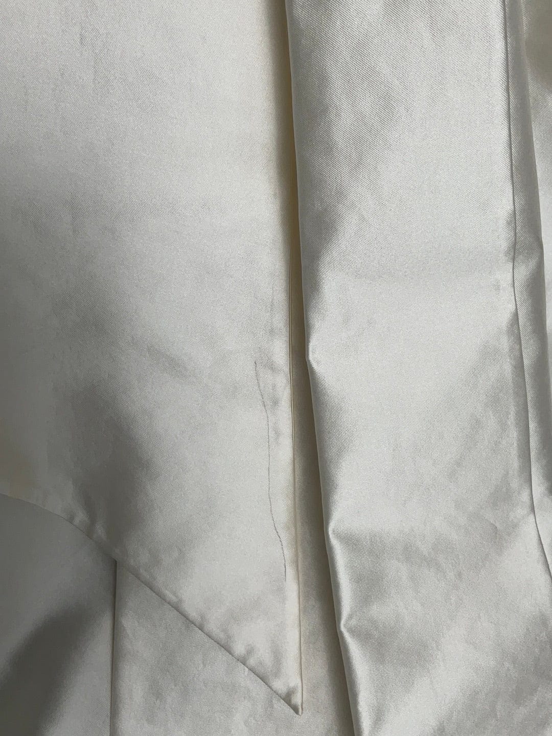 Legends by Romona Keveza L2058 + Bow - Size 12