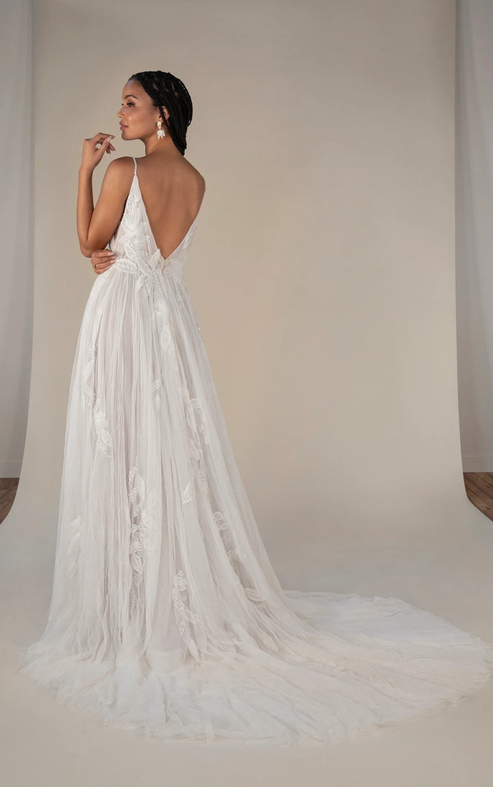 All Who Wander Georgi - Size 12