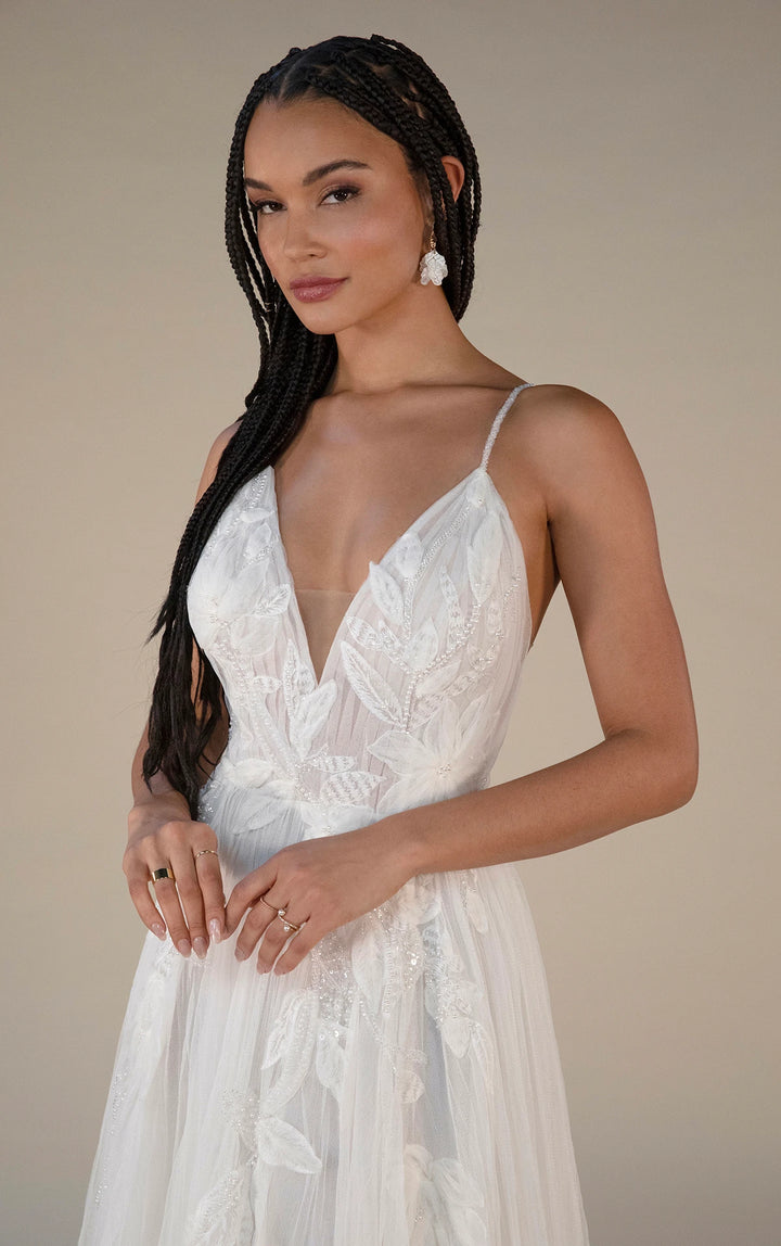 All Who Wander Georgi - Size 12