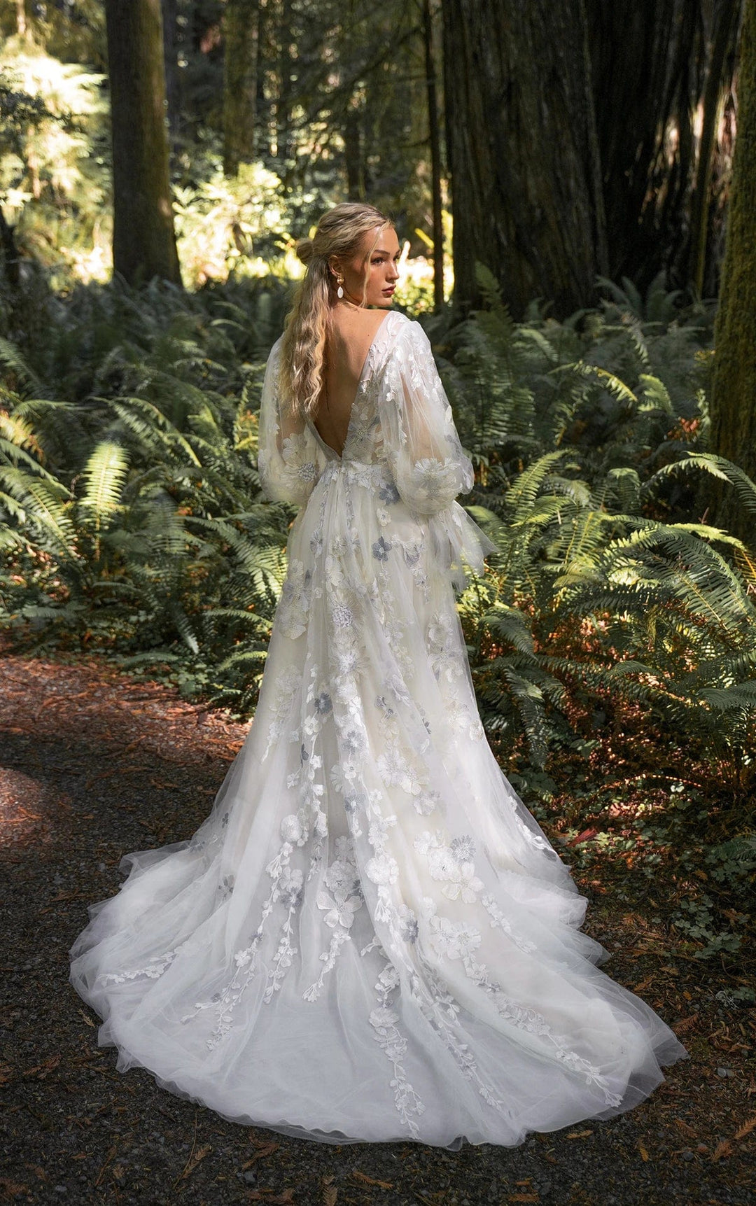 All Who Wander Saylor Size 14 Luxe Redux Bridal