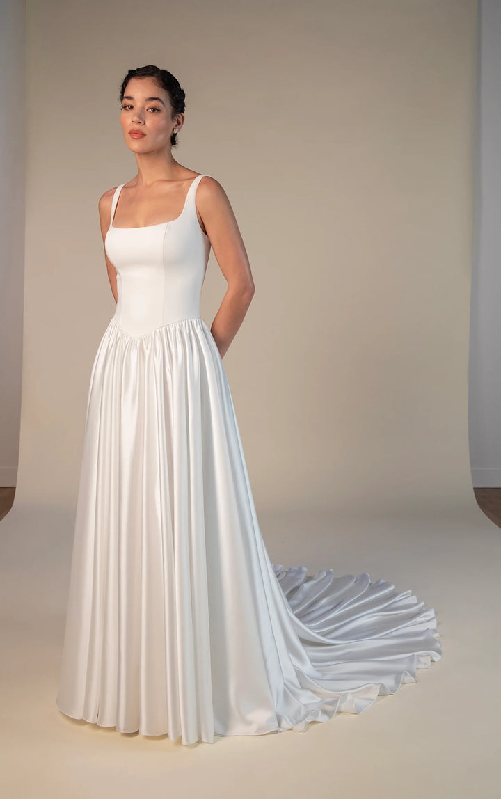 All Who Wander Sydney - Size 14