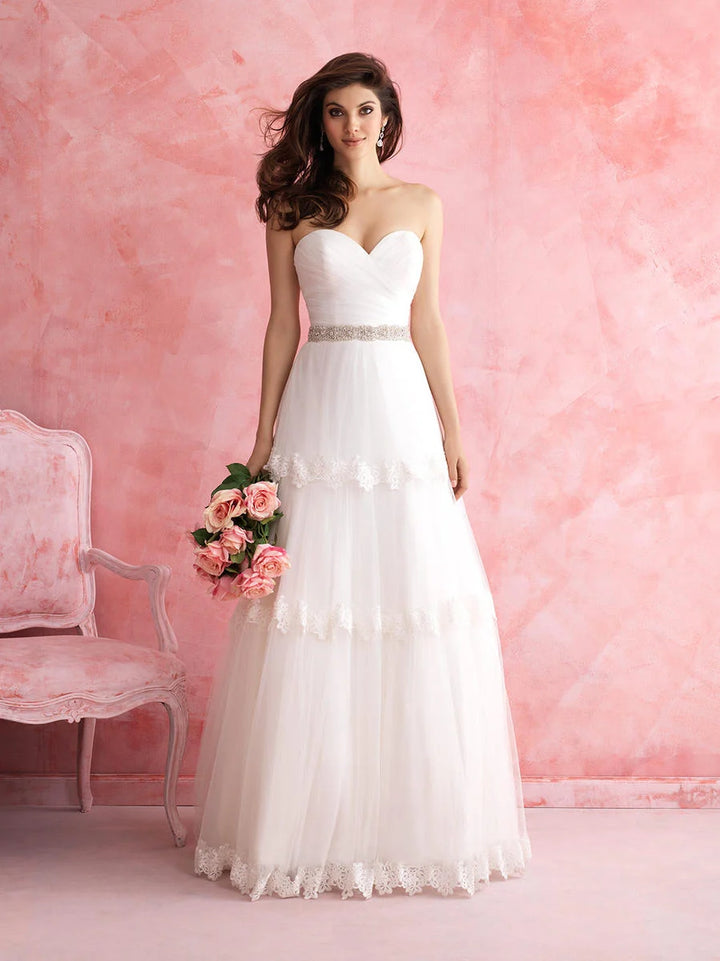 Allure 2804 - Size 4