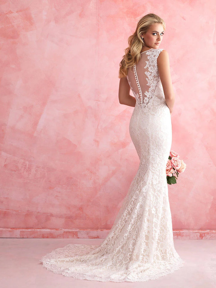 Allure 2812 - Size 8