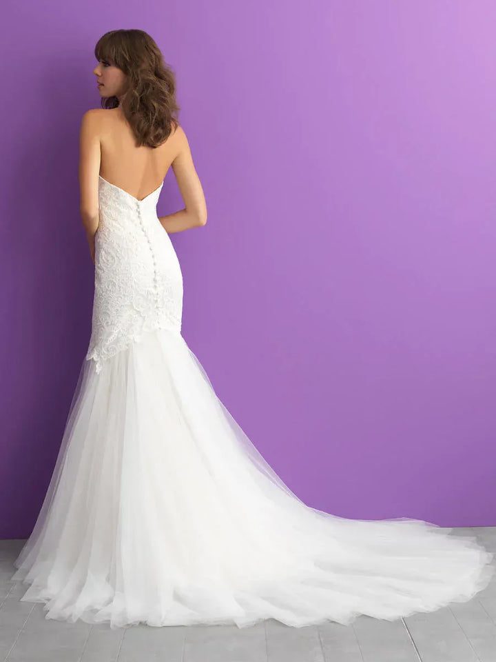 Allure 3002 - Size 14