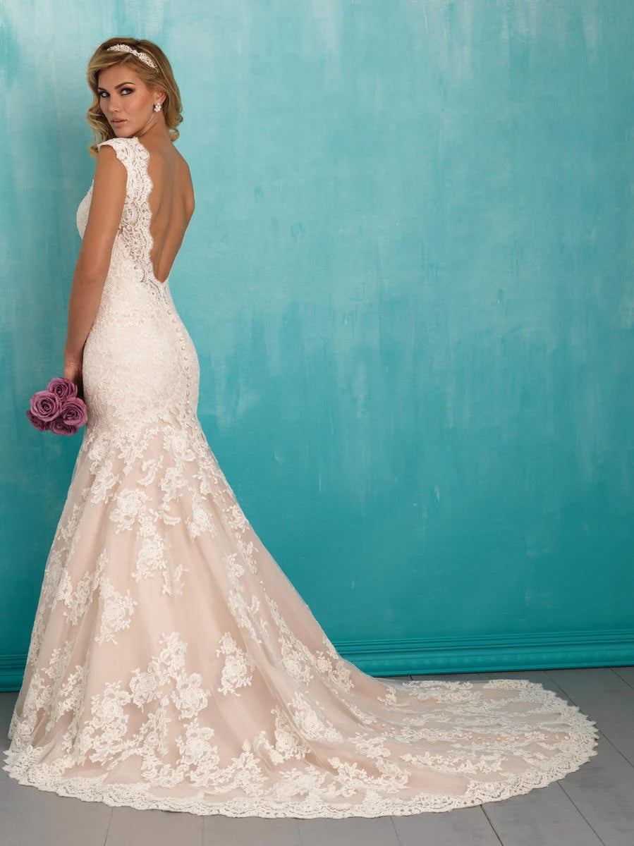 Allure 9320 - Size 4