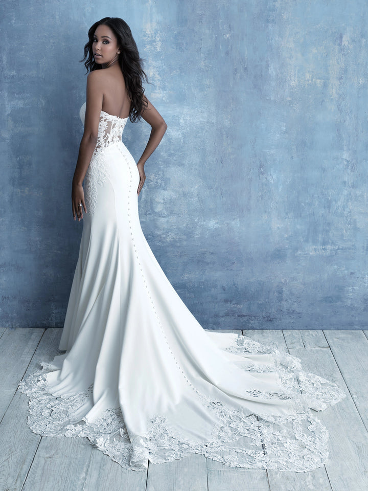 Allure 9702 - Size 10