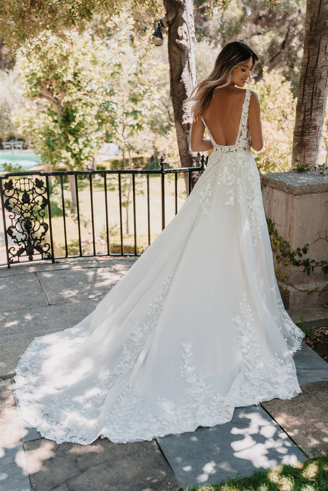 Allure 9900L - Size 14