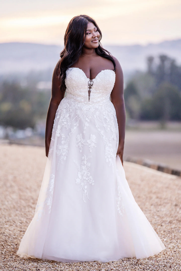 Allure A1102 - Size 22
