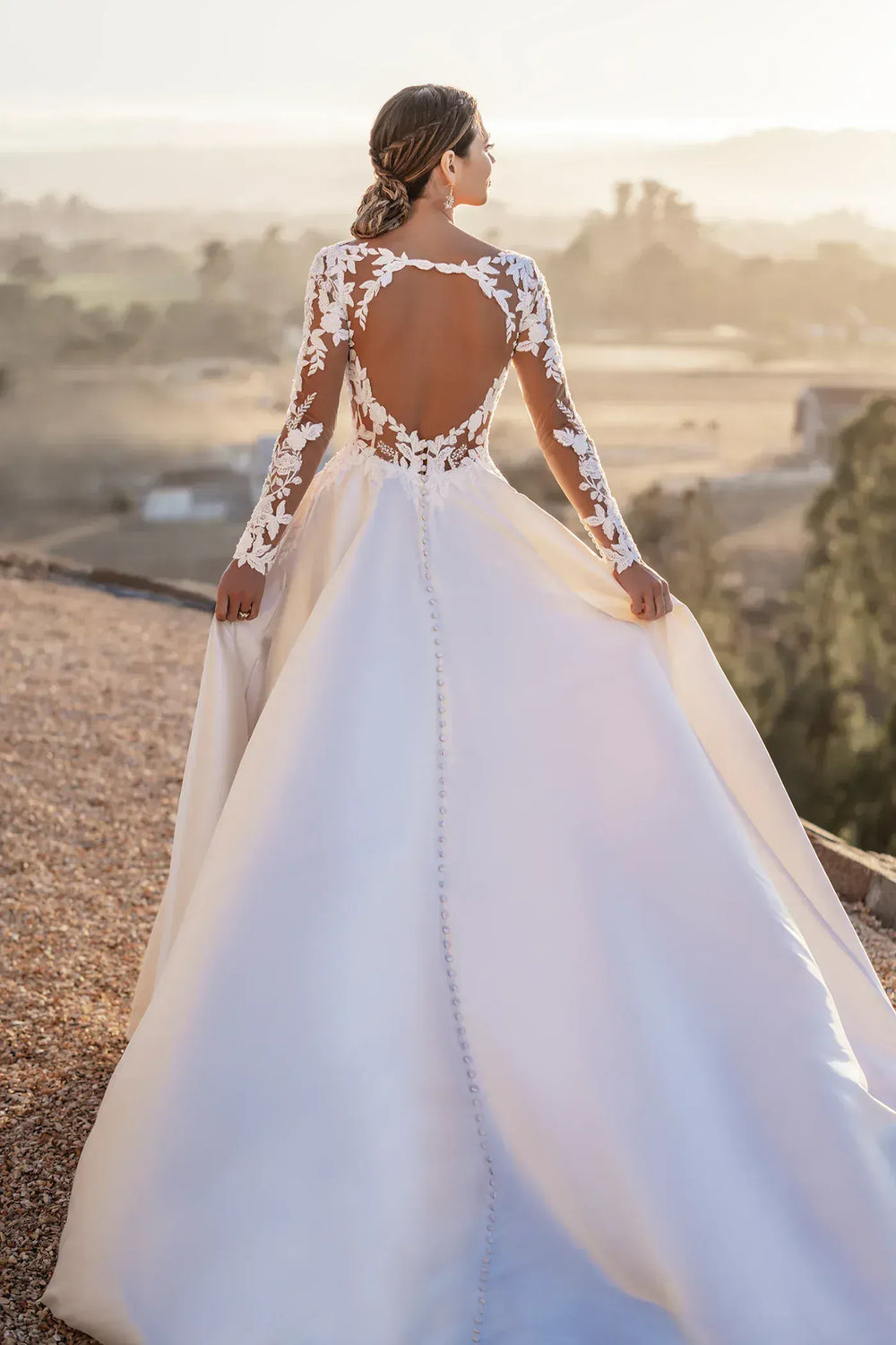 Shop 300+ Long Sleeve Wedding Dresses Online Luxe Redux Bridal Shop 300+ Long Sleeve Wedding Dresses Online Luxe Redux Bridal