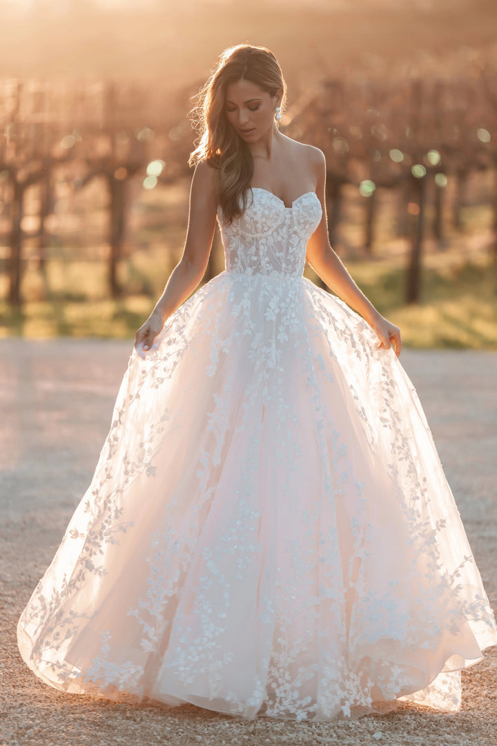 Allure A1252 - Size 10