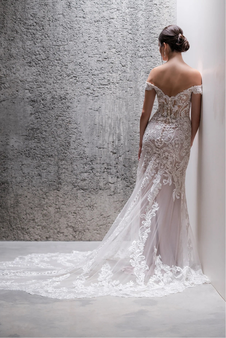 Allure C685L - Size 12