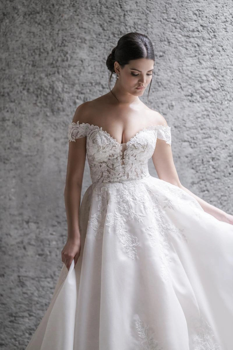 Allure Couture C687 - Size 18