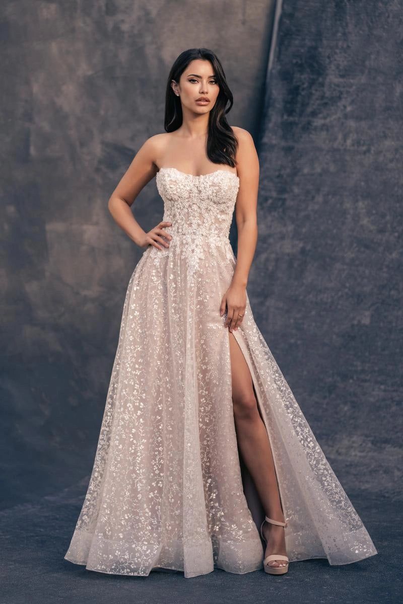 Allure Couture C711 - Size 8