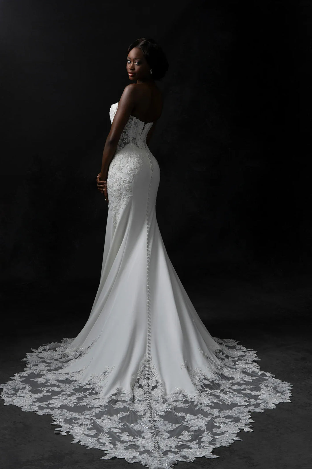 Allure Couture C770 - Size 12