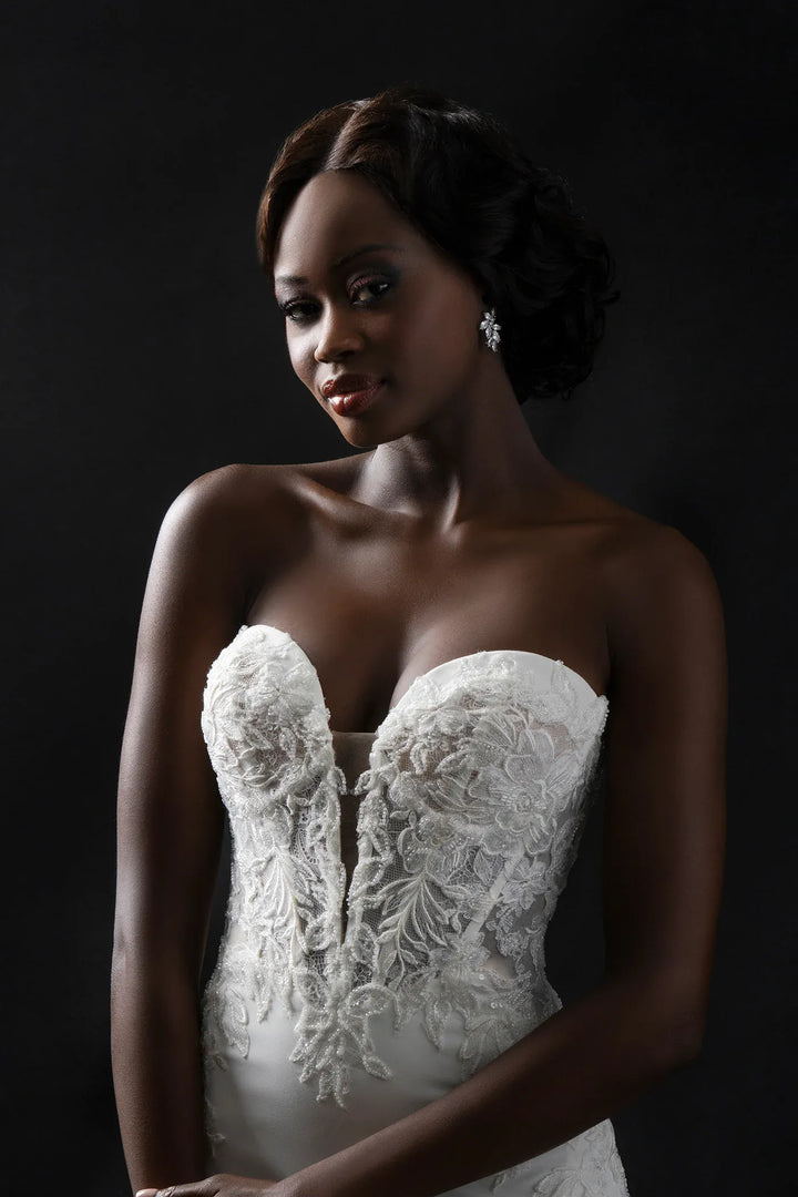 Allure Couture C770 - Size 12
