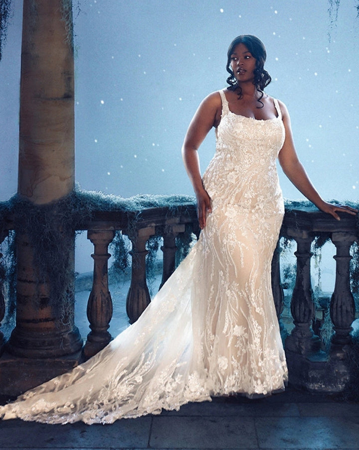 Allure D318 - Size 16