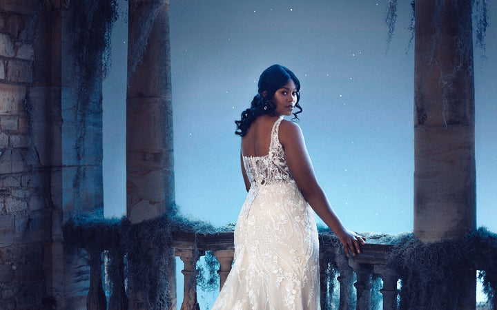 Allure D318 - Size 16