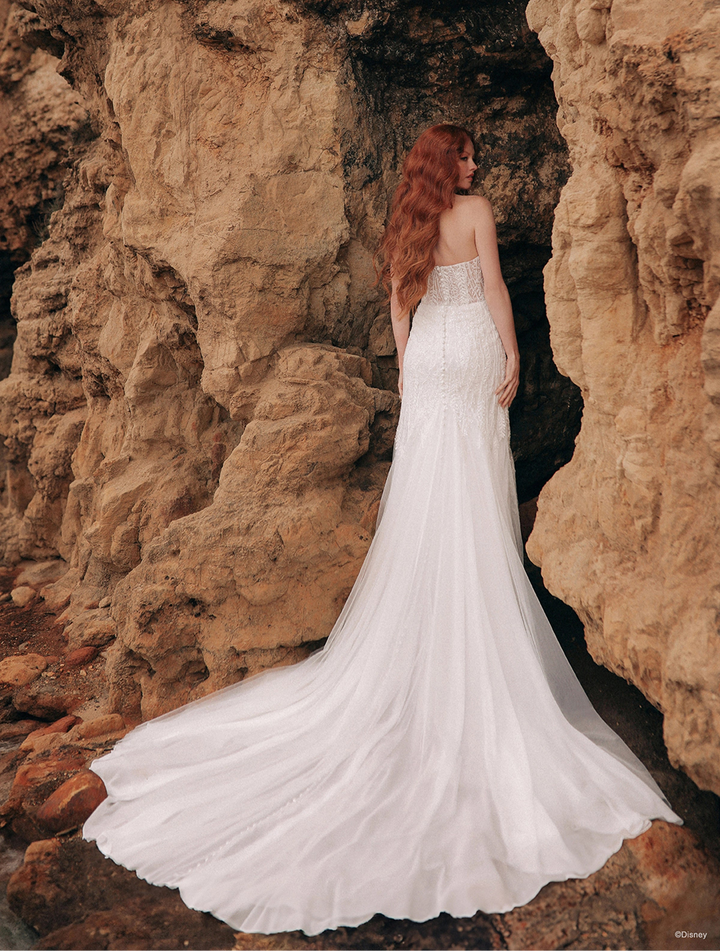 Allure D410 - Size 20
