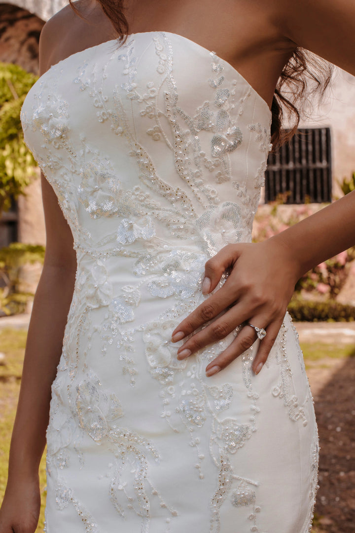 Allure E362 - Size 16