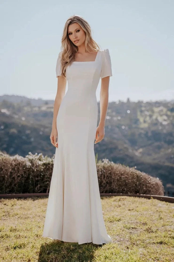 Allure M712 - Size 10