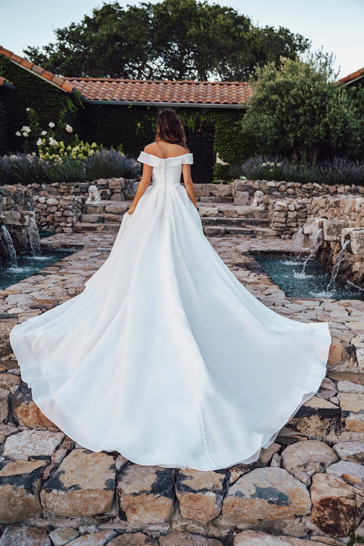 Allure R3602 - Size 22