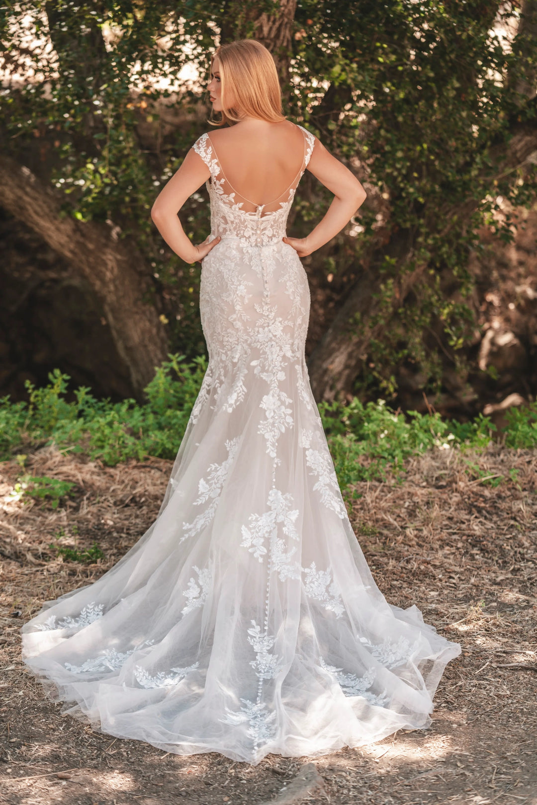 Allure Romance R3712 - Size 16