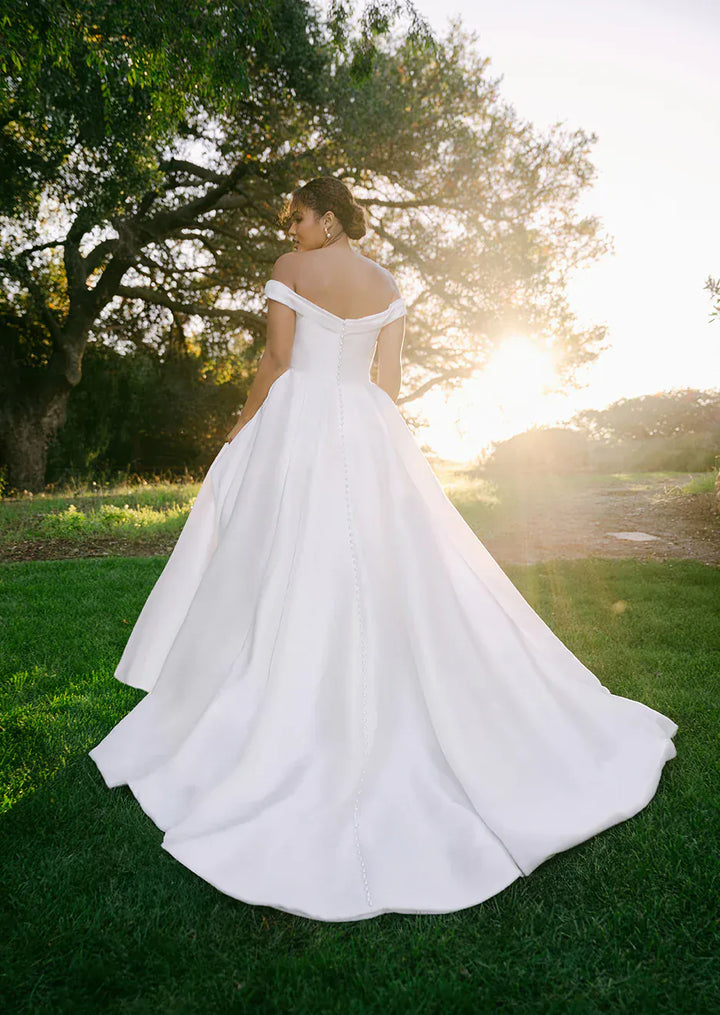 Allure R3800 - Size 2