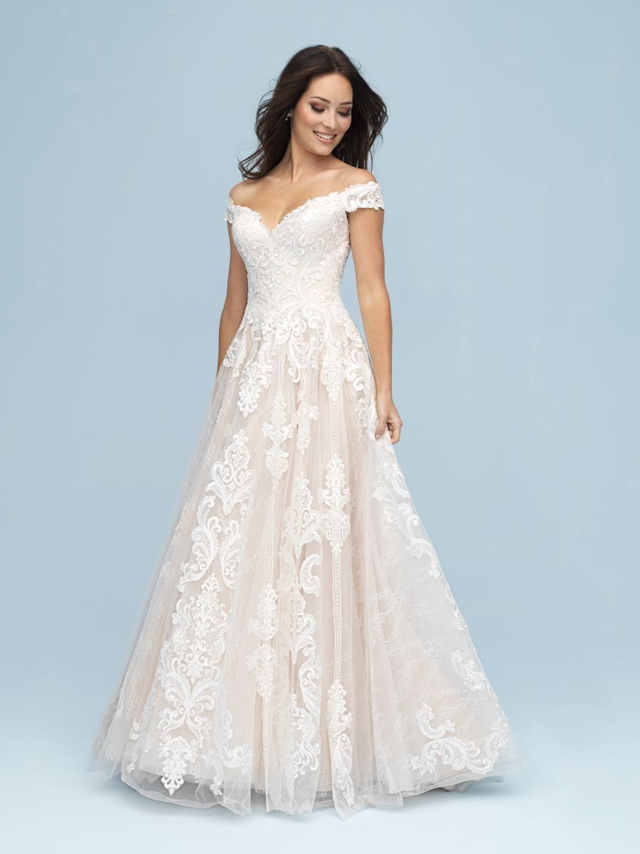 Allure 9619 - Size 6 Luxe Redux Bridal Allure 9619 - Size 6 Luxe Redux Bridal