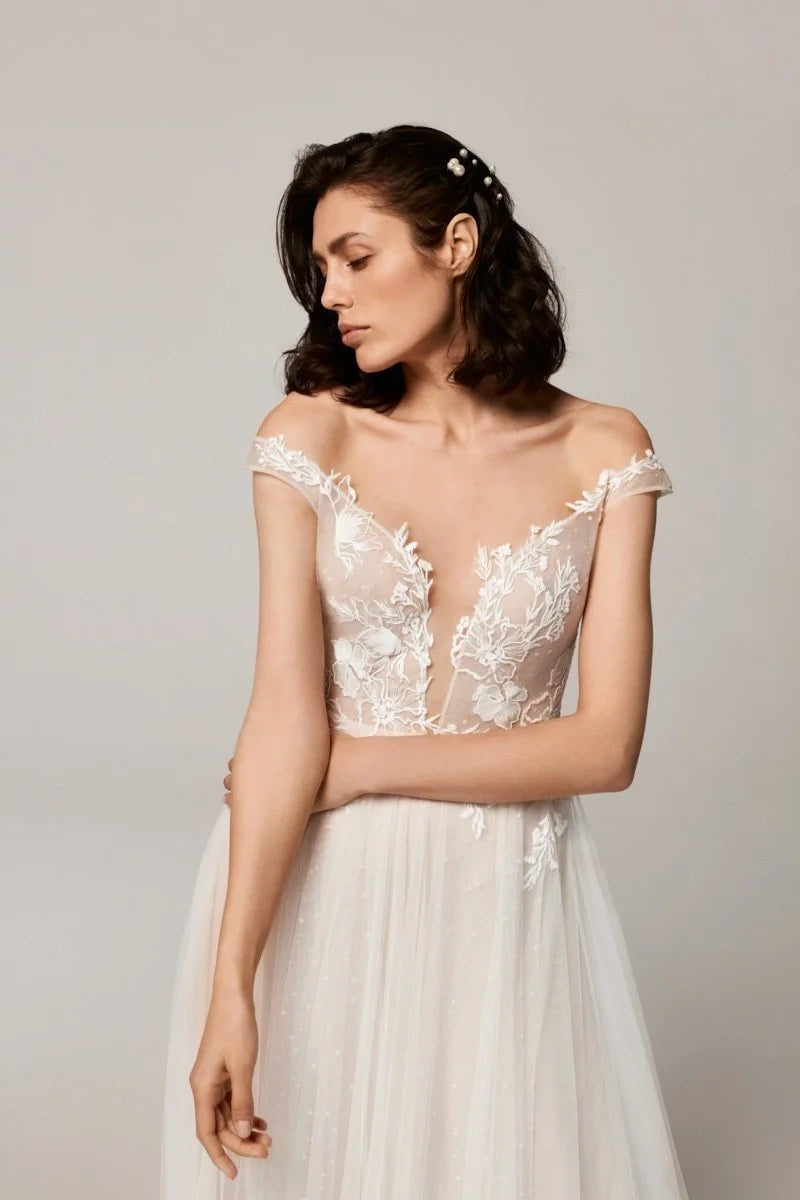 Anna Kara Miriam - Size 10