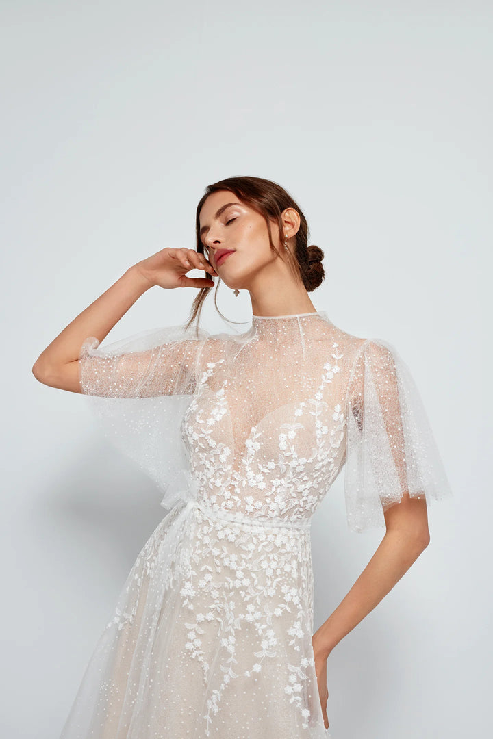 Anna Kara Skade - Size 8