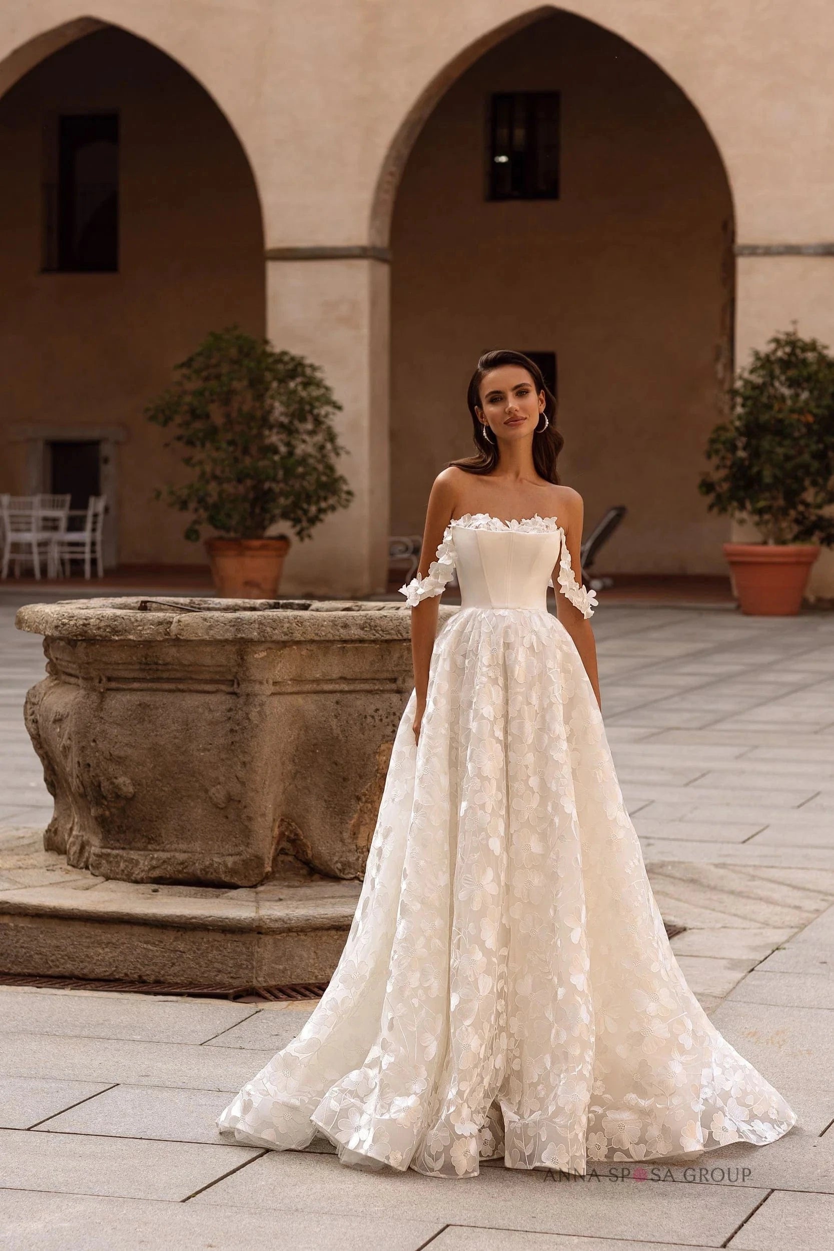Gown White Sposa Gold And White Wedding Dress Lace Beaded Off Shoulder Lisposa Gown White Sposa Gold And White Wedding Dress Lace Beaded Off Shoulder Lisposa