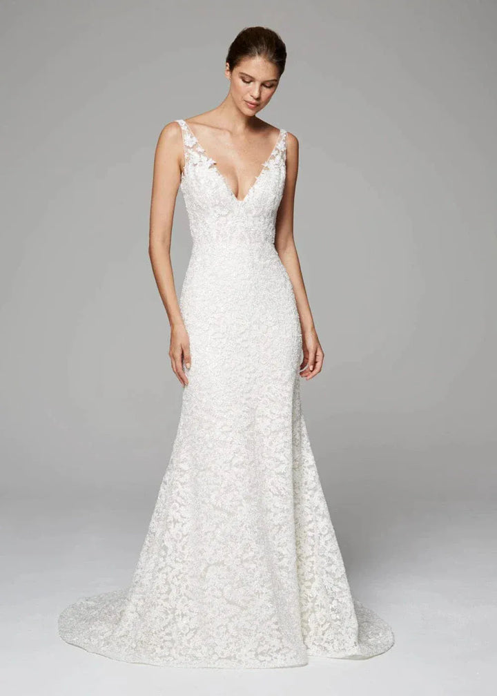Anne Barge Aubrey - Size 10