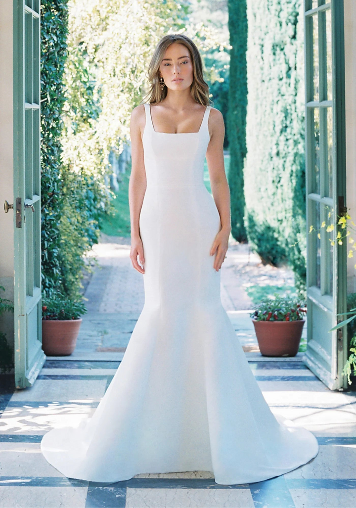 Blue Willow by Anne Barge Esme - Size 12