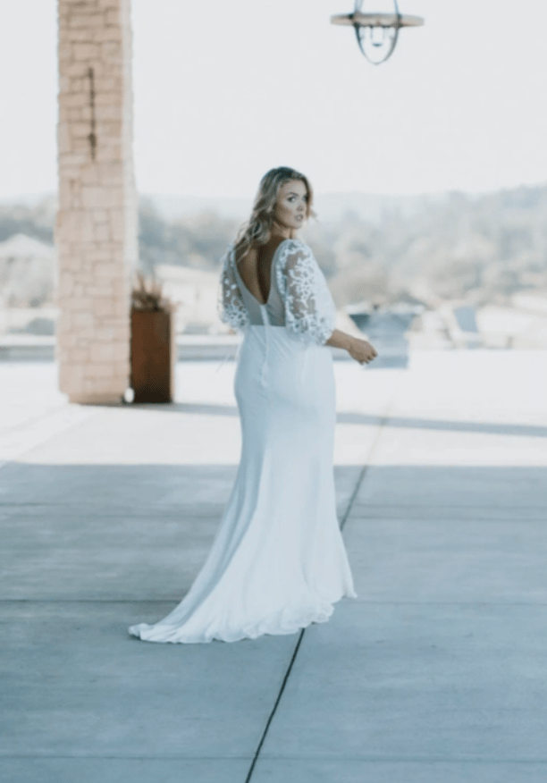 La Curve By Beccar Melrose - Size 16 Luxe Redux Bridal La Curve By Beccar Melrose - Size 16 Luxe Redux Bridal