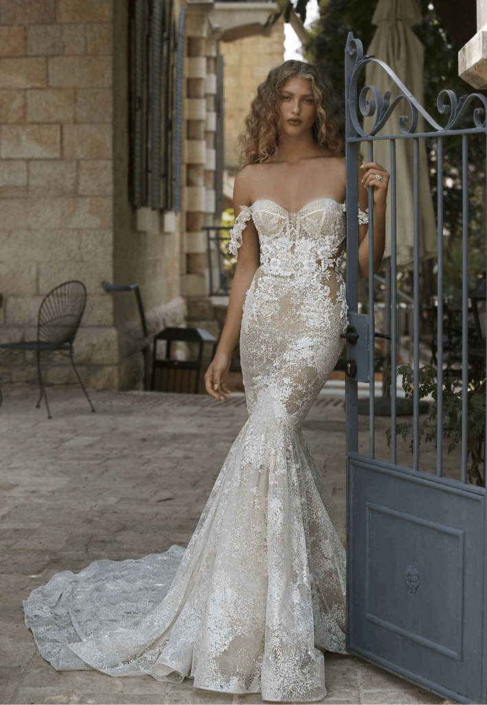 Berta 21-103 Wedding Dress – Lace Fit and Flare Bridal Gown with Sweetheart Neckline and Layered Lace Motifs – Size 12 – Luxe Redux Bridal
