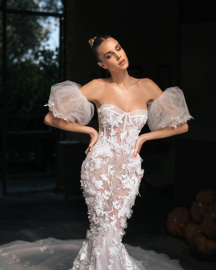 berta silver dress Never Worn Berta Privee 22- P08 Wedding Dress