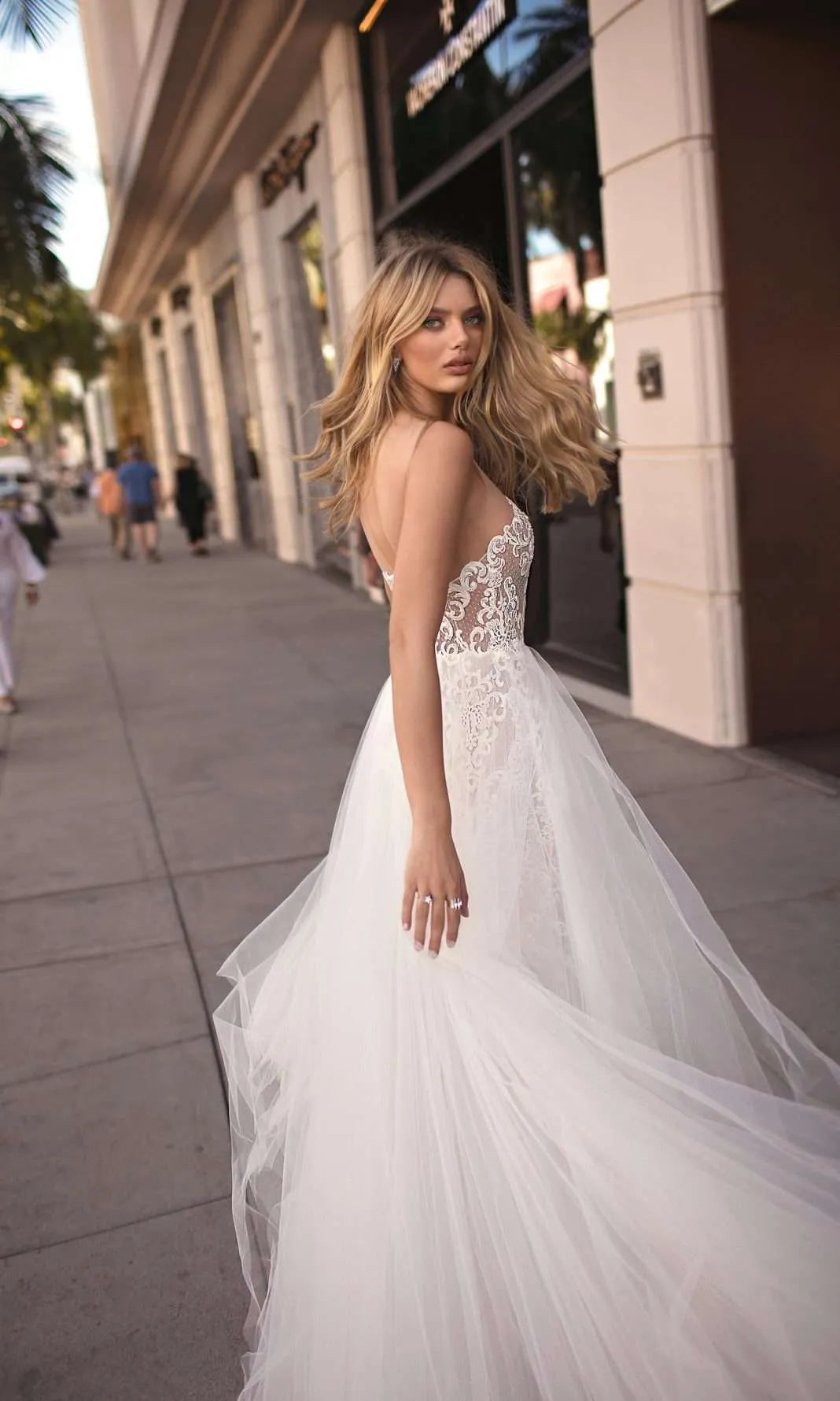 Muse by Berta Camila - Size 8