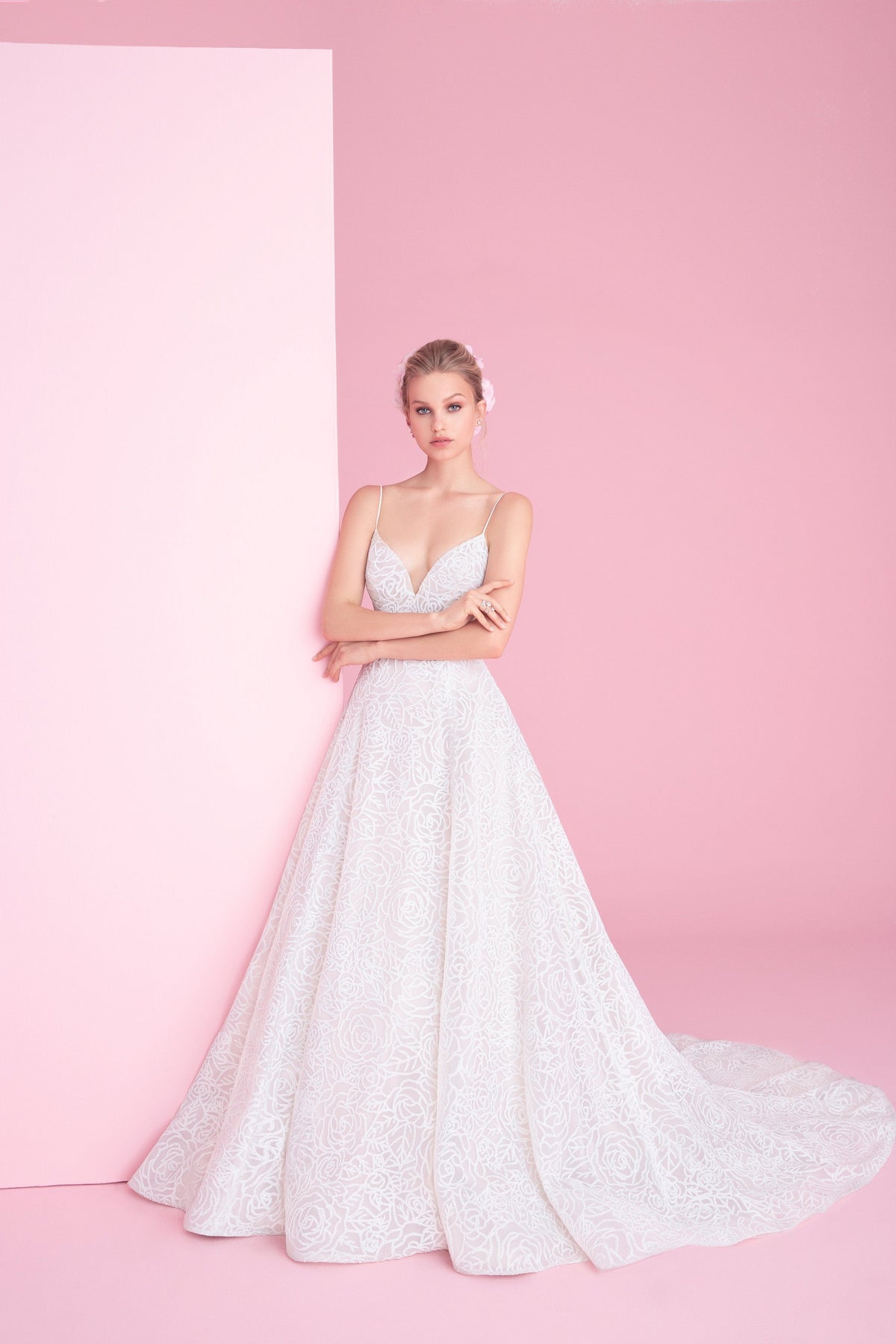 hayley paige long sleeve blush dress Used Blush by Hayley Paige Augie Wedding Dress