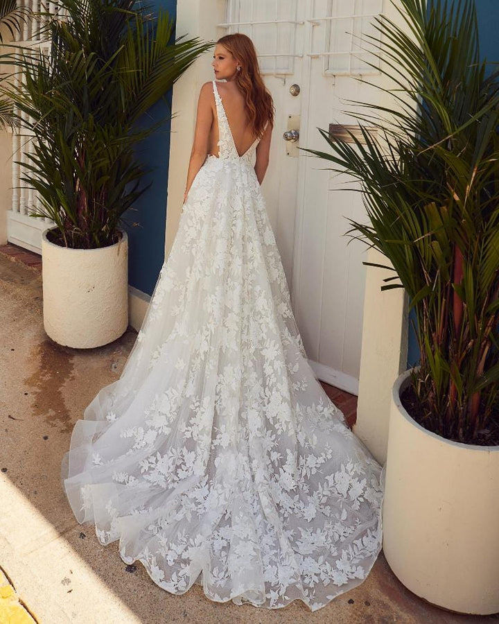 L'amour by Calla Blanche Shakira - Size 10