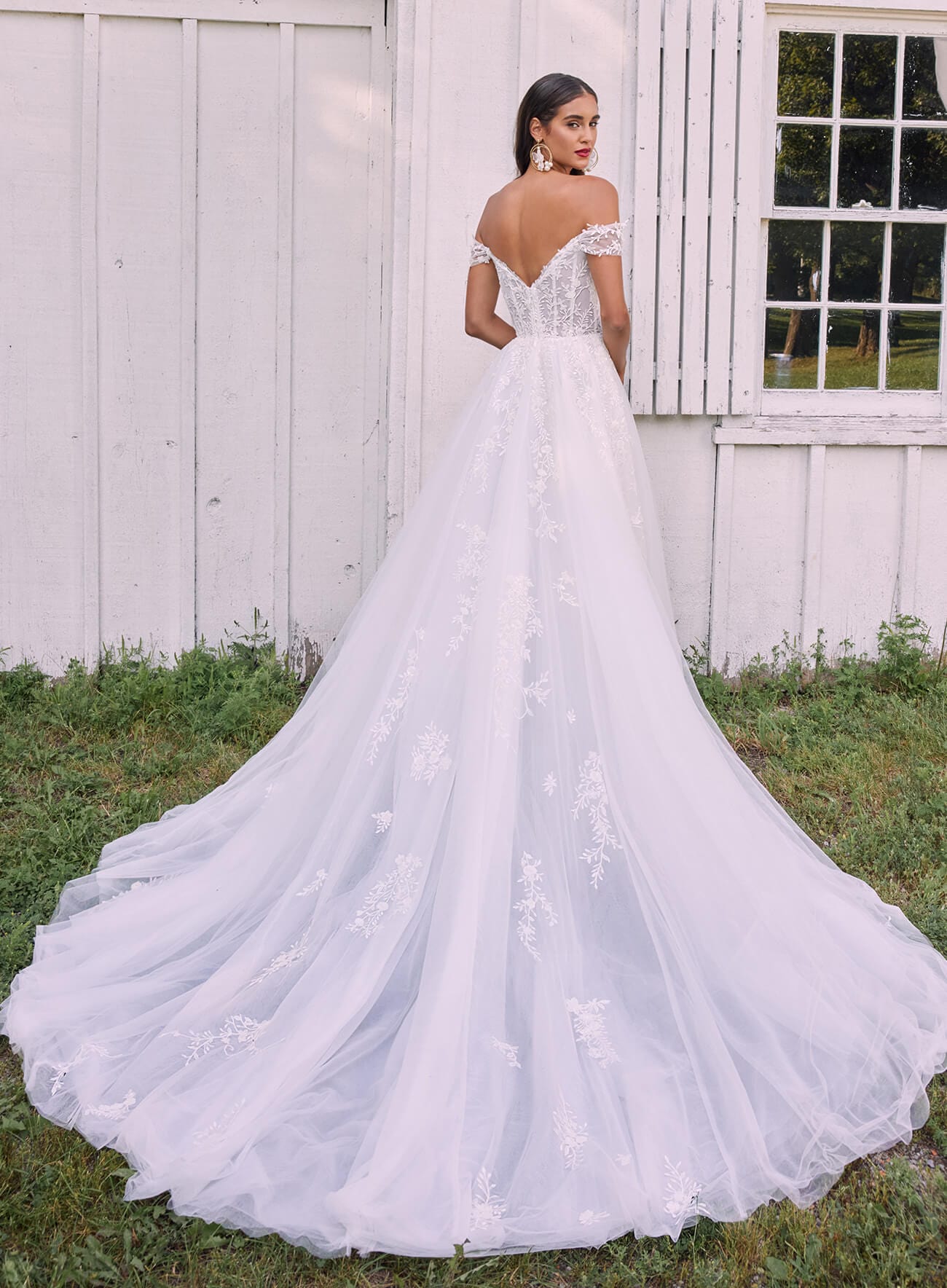 zinnia lace wedding dress Zinnia 3D Lace Bohemian Wedding Dress