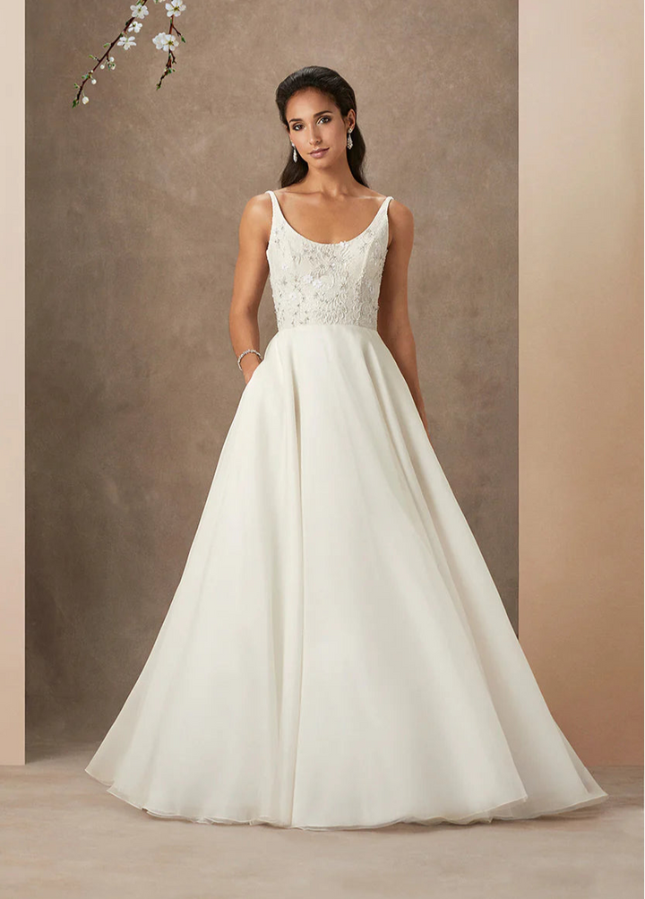 Caroline Castigliano Chrissy - Size 13
