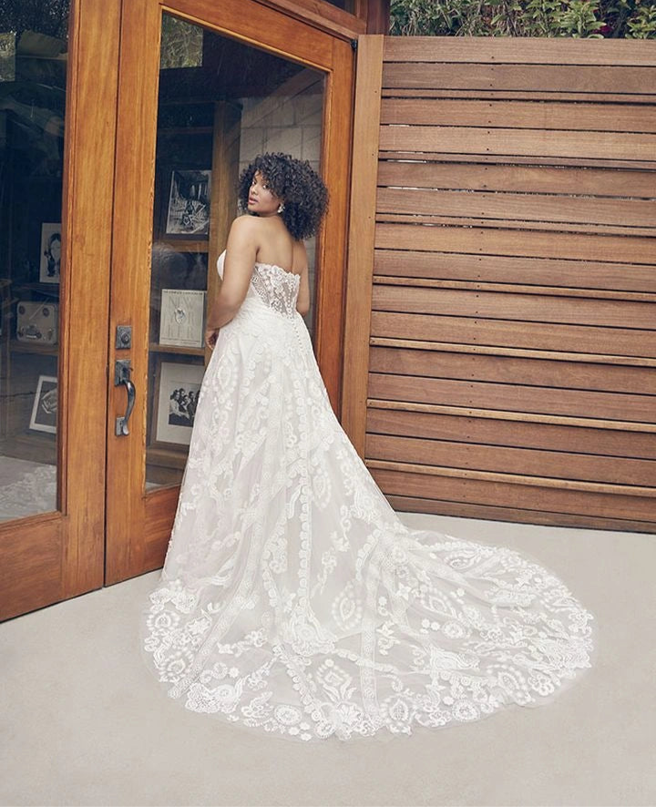 Casablanca BL390 - Size 16
