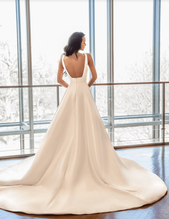 Colby John Ariel - Size 0